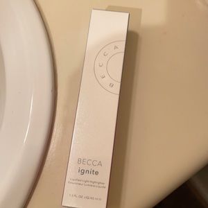 Becca Ignite highlighter